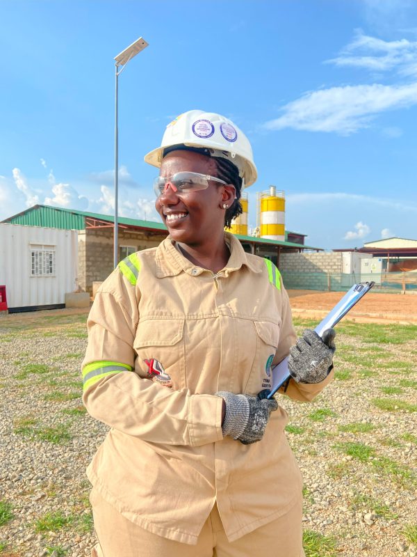 Lynette, Technical Officer